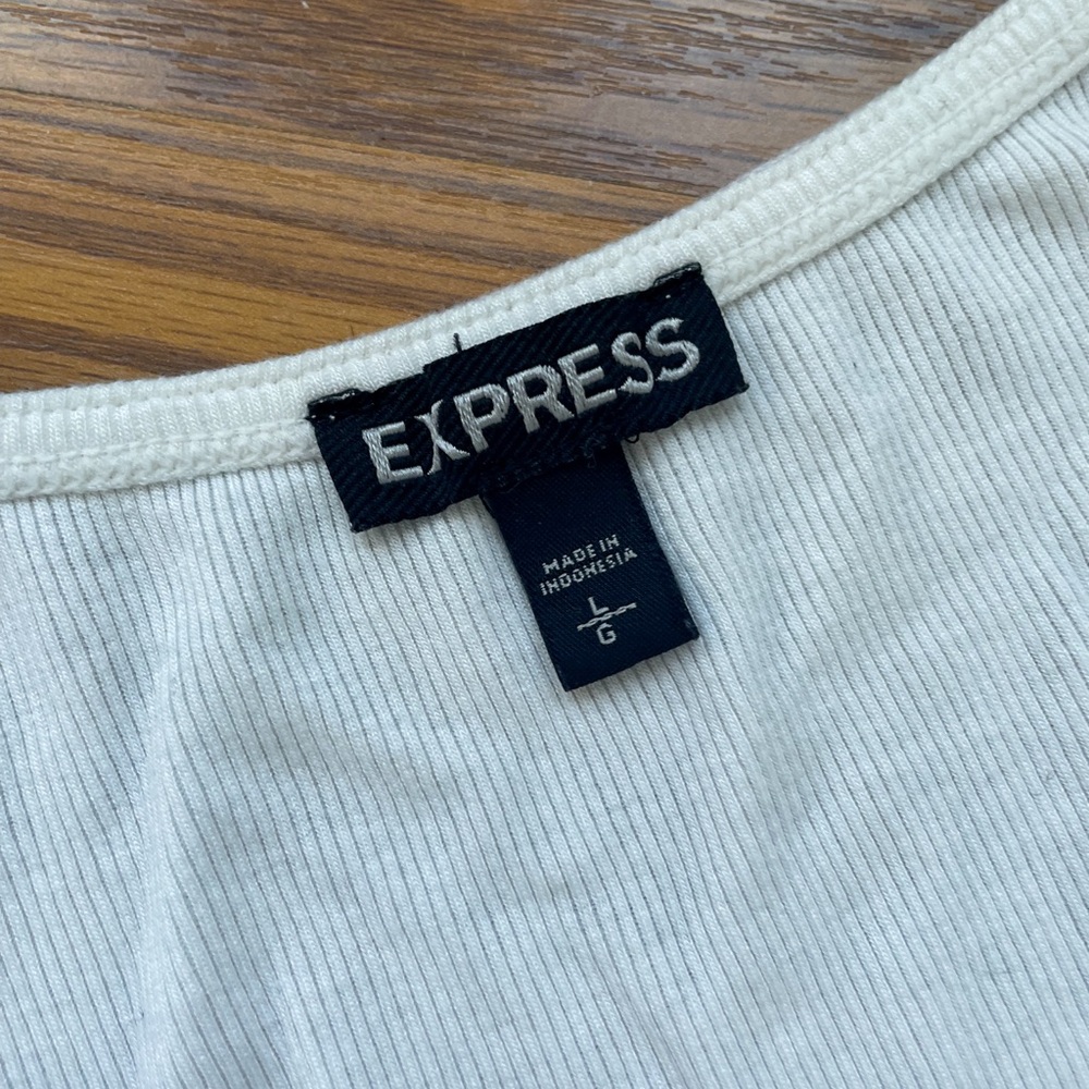 Express White Ribbed Short Sleeve Top - Picture 4 of 6